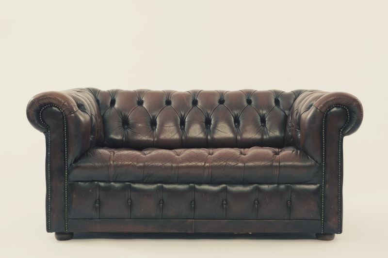 Chesterfield-soffa, cognac