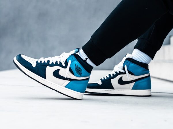 Sneakers, färgglad mix