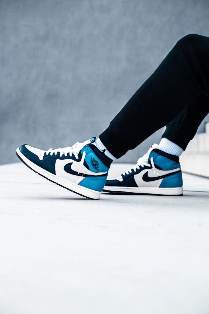 Sneakers, färgglad mix