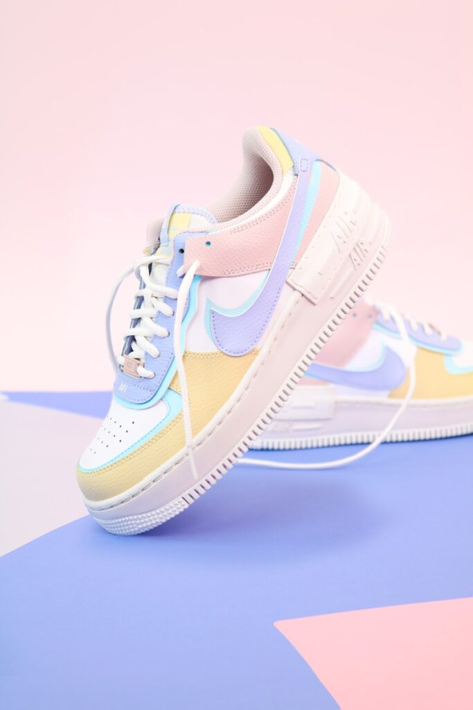Vita sneakers, klassisk modell